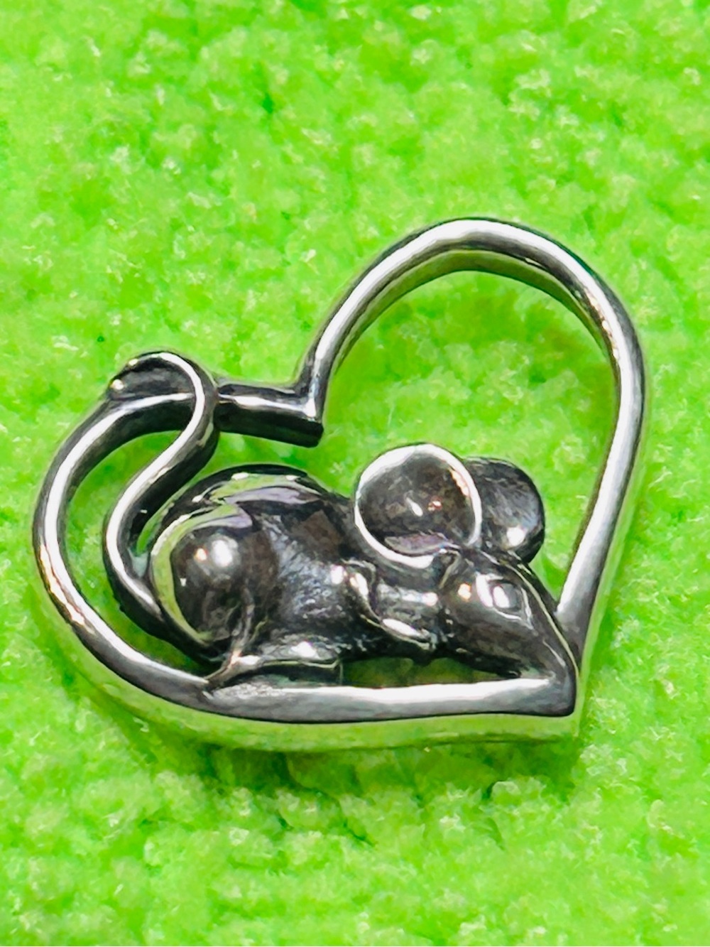 Rare Vintage John Hardy 925 Sterling Silver Mouse in Heart Pin